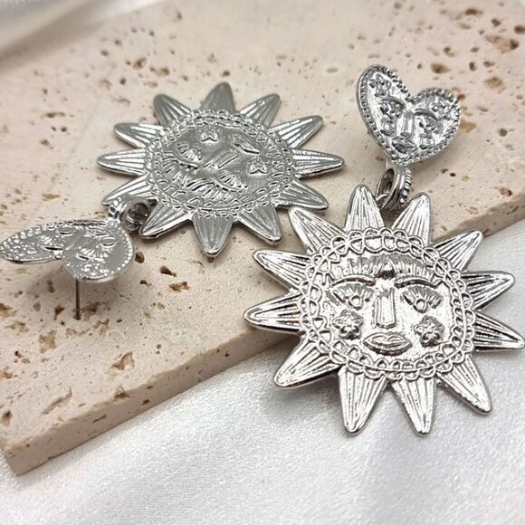 New ZARA Silver Heart Sun boho bohemian earrings - Picture 5 of 9